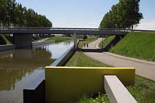 Schilderwerk brug te Dirksland van Lucien den Arend - restauratie en onderhoud.