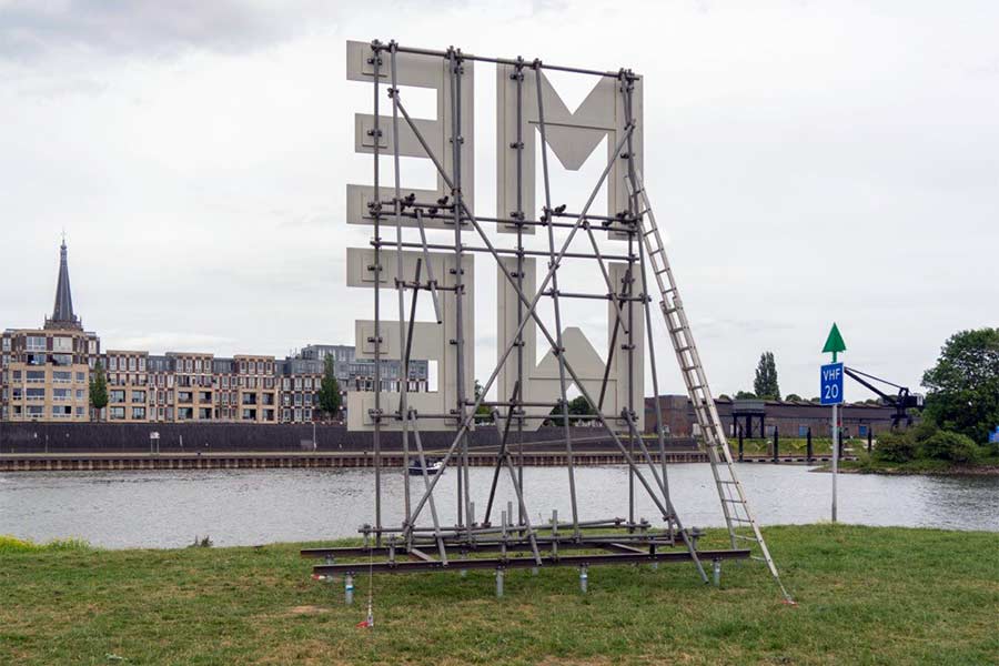 IJsselbiënnale 2017 -  ‘ME WE’ van de kunstenaar, Benjamin Bergmann (Duitsland, 1968)