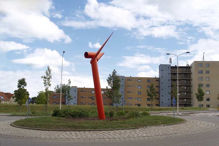 Bennekum stalen beeld van Henk van voor een rotonde in Gorinchem