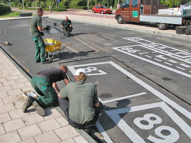 kunstwerk in onderhoud voor Hellevoetsluis - tijdens de restauratie