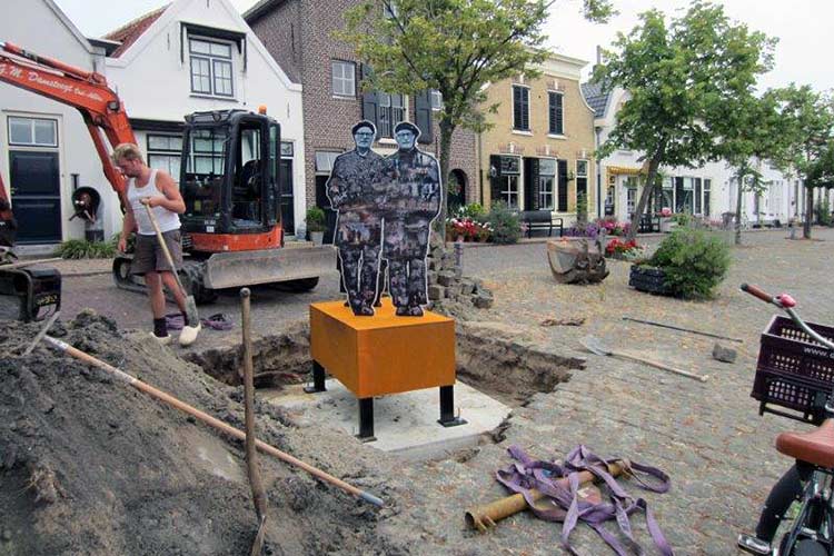 Andere kunstwerken en monumenten die door ons bedrijf worden vervaargigd en geplaatst.