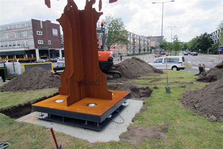 Beeld voor Schiedam - beeldend Kunstenaar Coen de Jong.