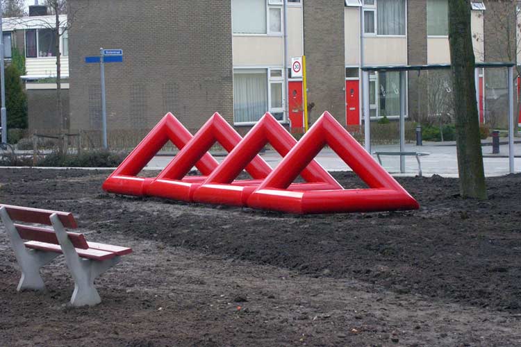 Een uitgevoerd kunstwerk van Marry Teeuwen in Alblasserdam.